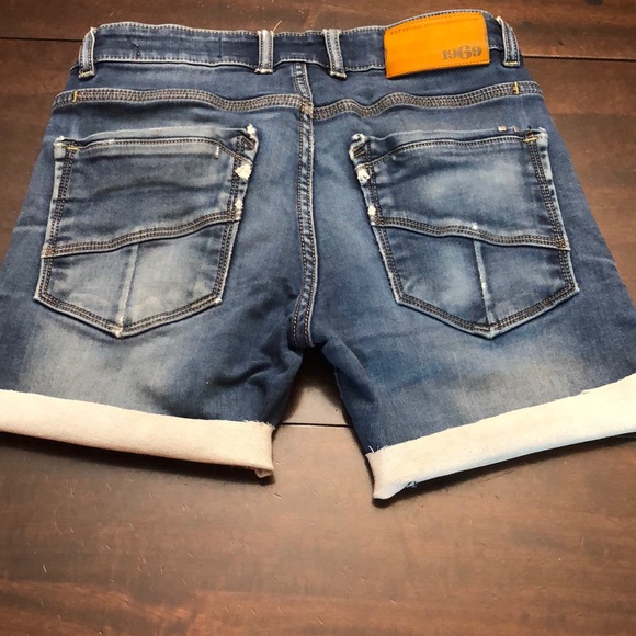 GAP Pants - Gap denim couture jean shorts.  Size 30